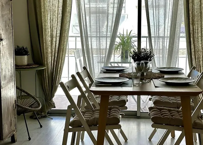 F2 4 Pers - 50m - Clim - Wifi - Parking Apartamento